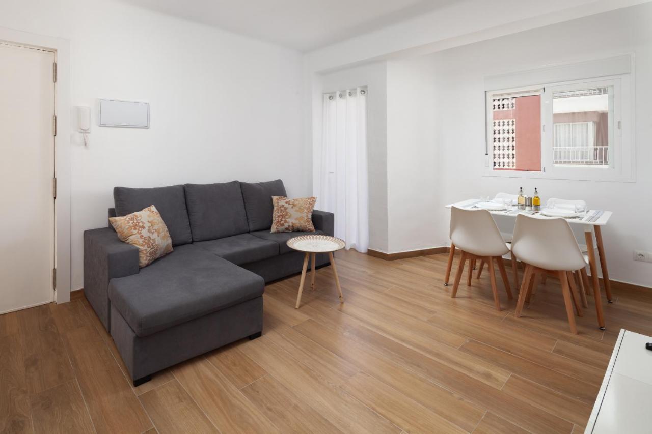 Apartamento Nuria Torre Del Mar Ngoại thất bức ảnh