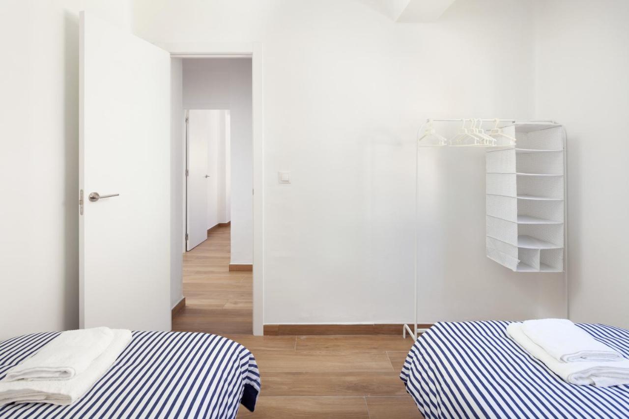 Apartamento Nuria Torre Del Mar Ngoại thất bức ảnh